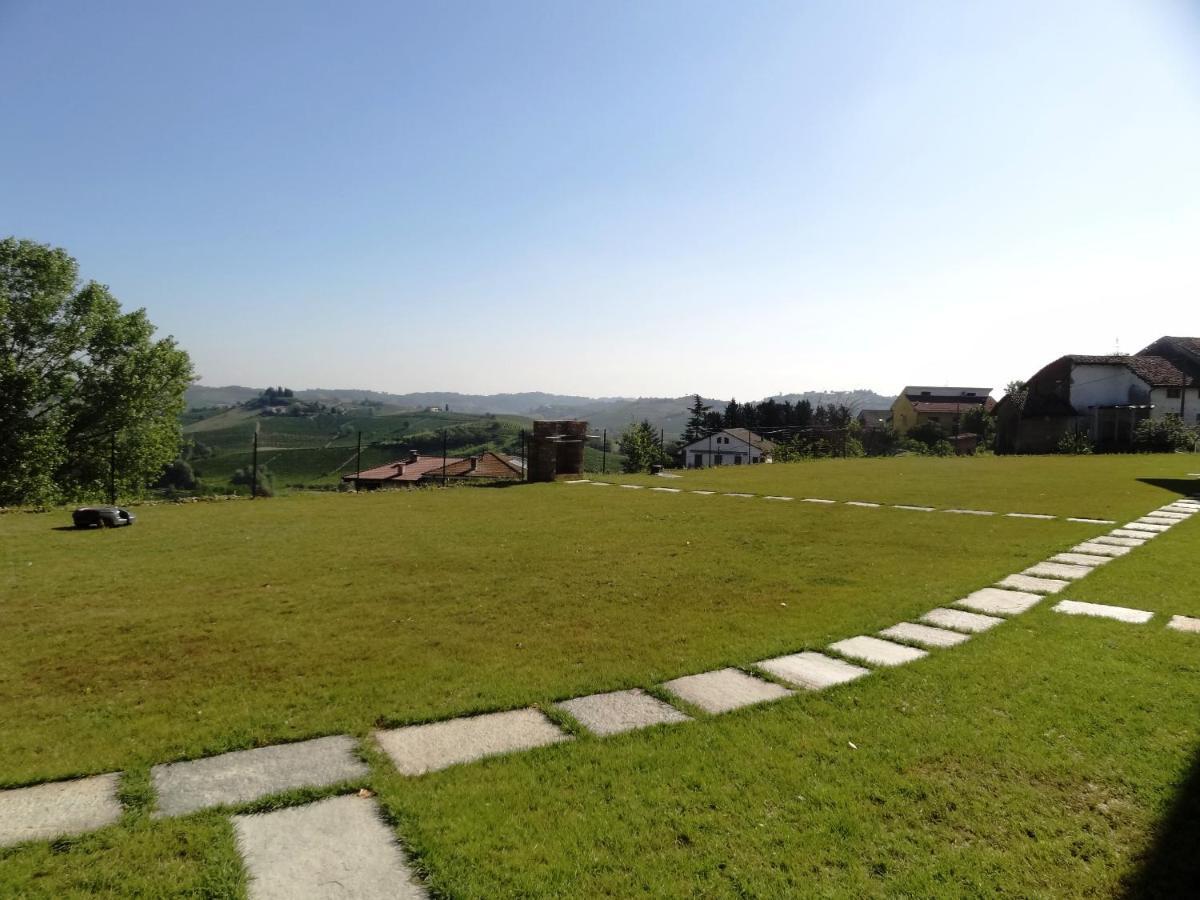 Ferienwohnung "El Fiu" Agliano Terme Exterior foto