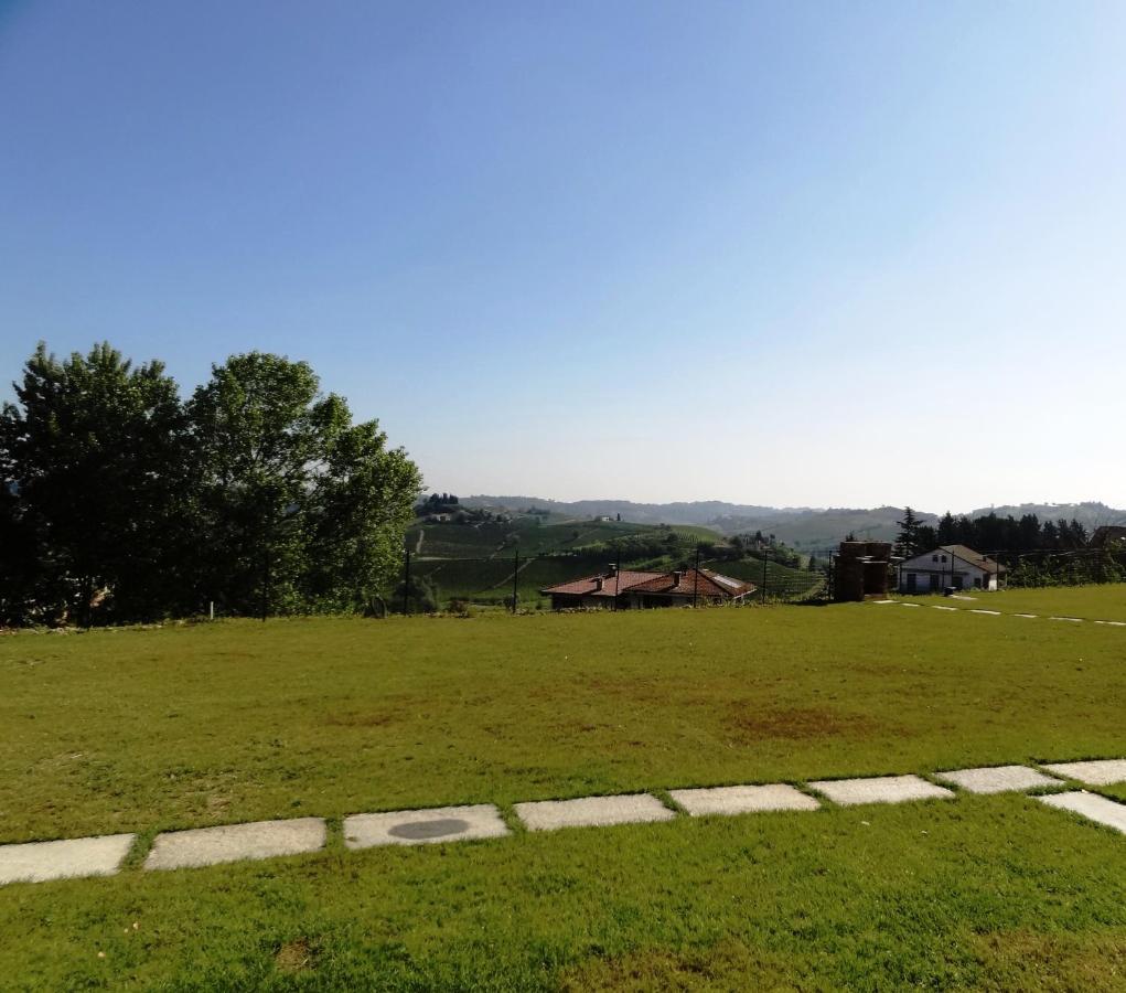 Ferienwohnung "El Fiu" Agliano Terme Exterior foto